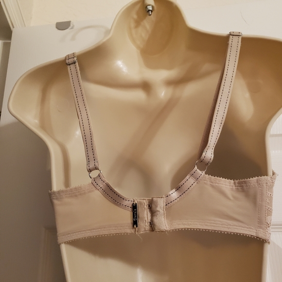 Chantelle Rive Gauche Full Coverage Lined Bra 32DD Nude - Picture 2 of 3